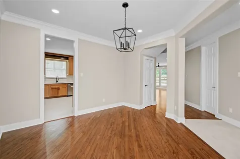 9406 Fern Wood Forest Houston TX 77040