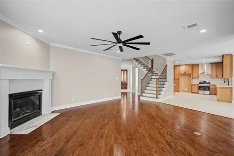 9406 Fern Wood Forest Houston TX 77040