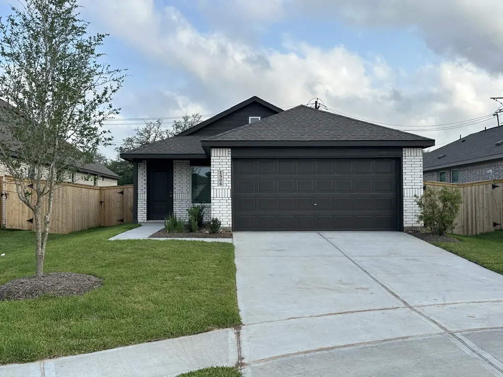 1506 Gentle Wind Court Angleton TX 77515