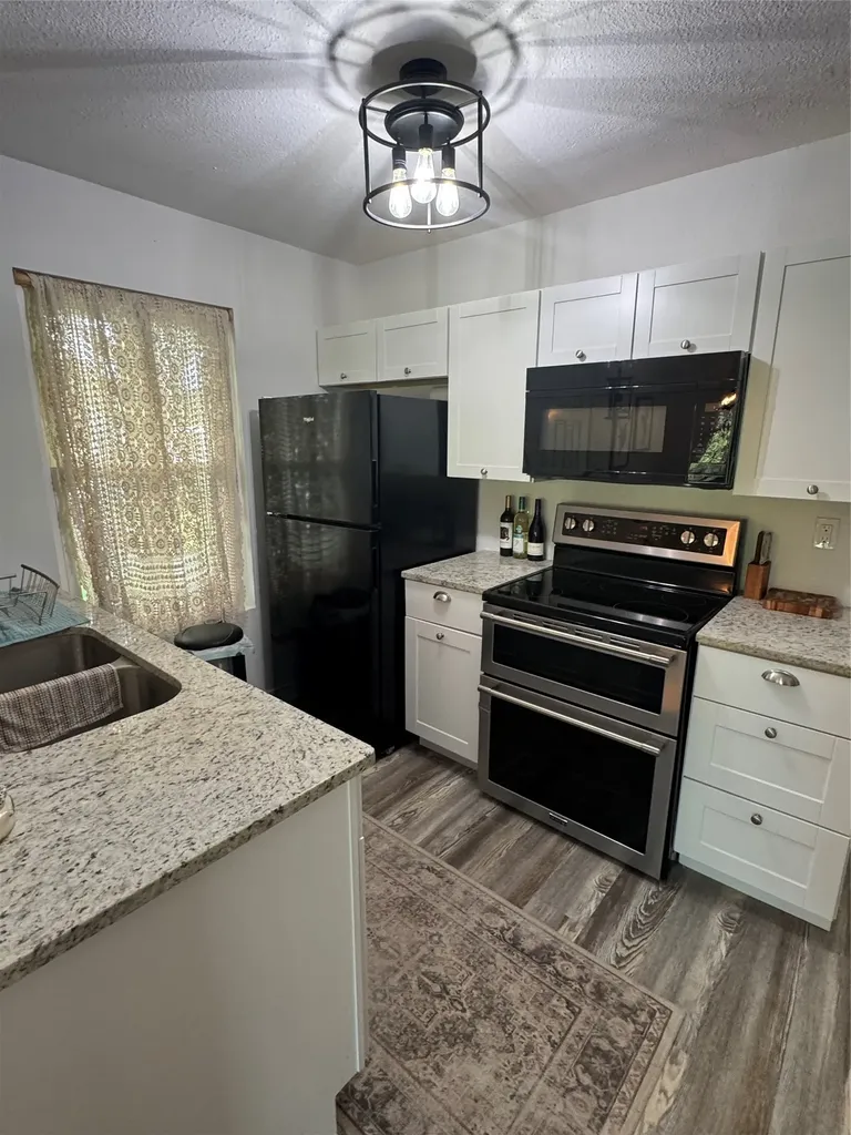 221 Marion Drive 107c Rockport TX 78382