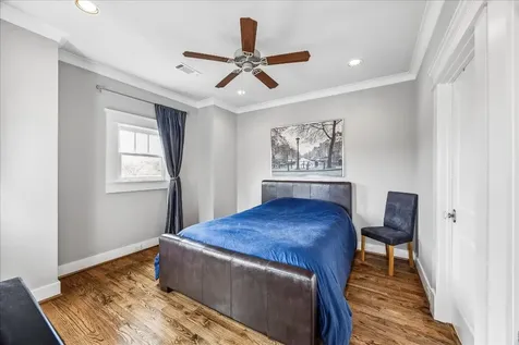 635 13th Street Houston TX 77008