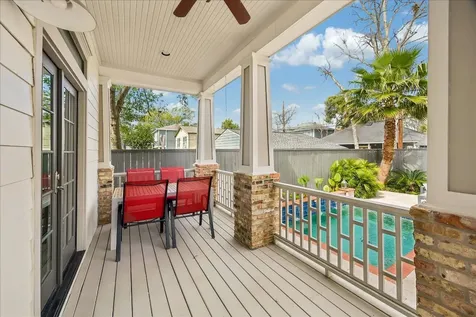 635 13th Street Houston TX 77008
