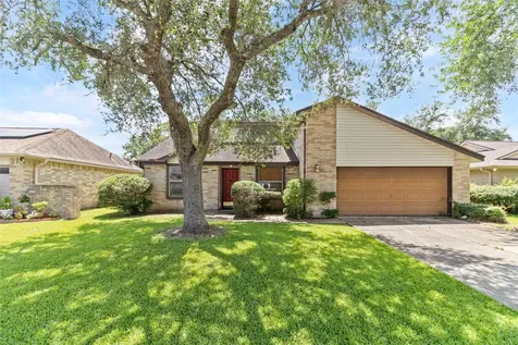 14 Sarita Road Angleton TX 77515