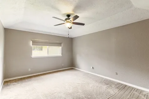 14 Sarita Road Angleton TX 77515