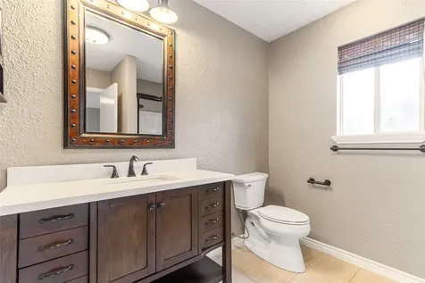14 Sarita Road Angleton TX 77515