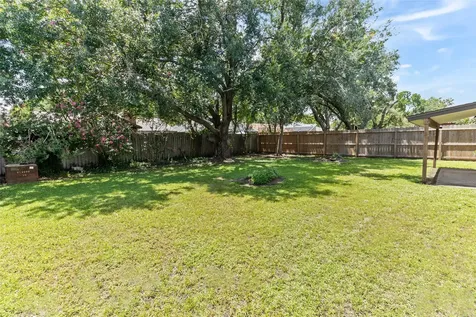 14 Sarita Road Angleton TX 77515
