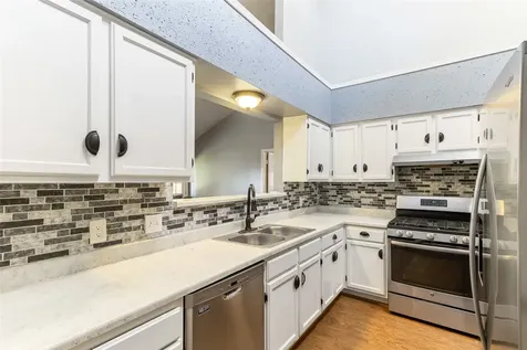 14 Sarita Road Angleton TX 77515