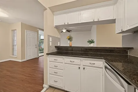3400 Timmons Lane 31 Houston TX 77027