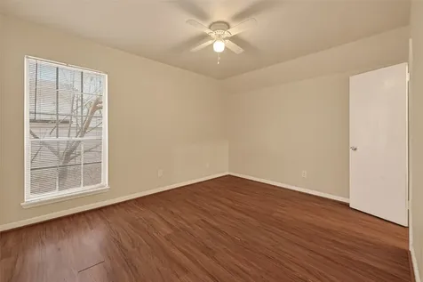 3400 Timmons Lane 31 Houston TX 77027