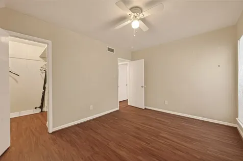 3400 Timmons Lane 31 Houston TX 77027
