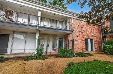 3400 Timmons Lane 31 Houston TX 77027