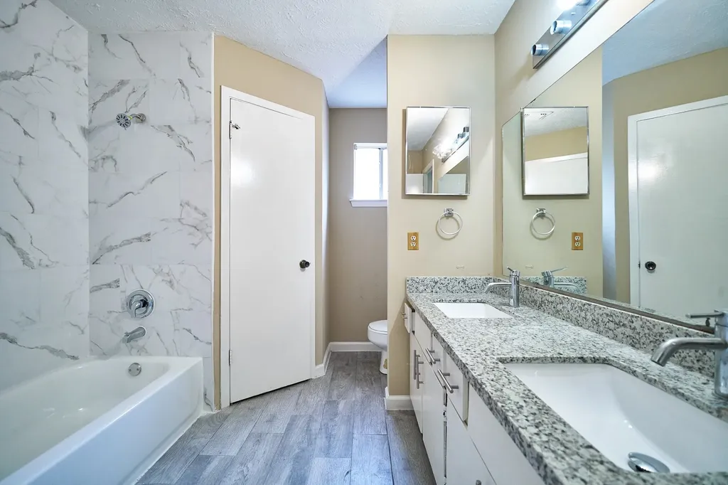 10235 Gulfstream Lane Sugar Land TX 77498