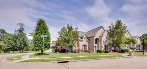4214 Carlisle Court Baytown TX 77521