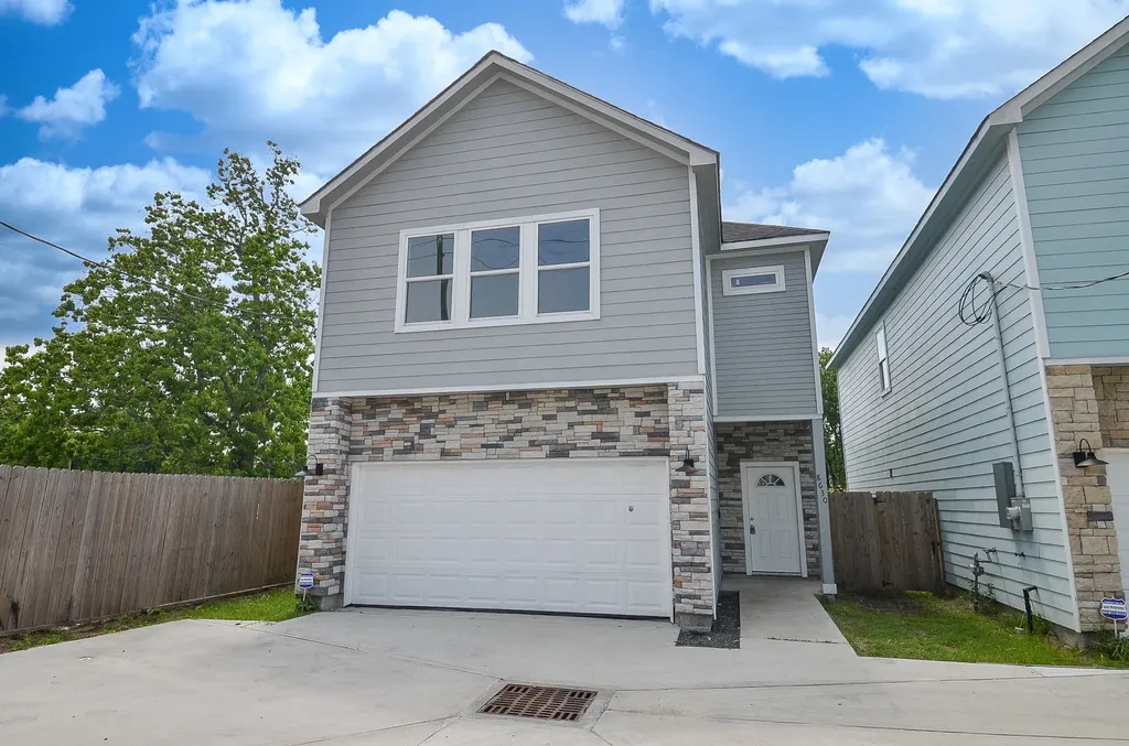 8630 Scott Street Houston TX 77051