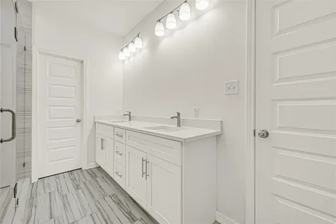 8630 Scott Street Houston TX 77051