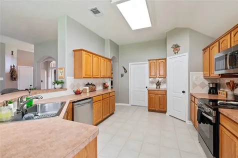 615 N Starboard Street Crosby TX 77532