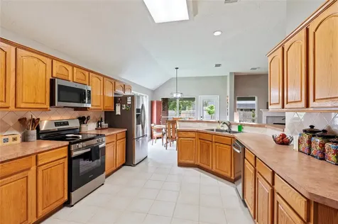 615 N Starboard Street Crosby TX 77532