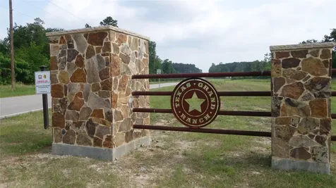 215 Grey Feather Road Huntsville TX 77340