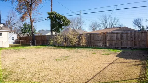 423 Exchange Street Houston TX 77020