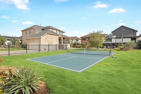 5319 Braesheather Drive Houston TX 77096