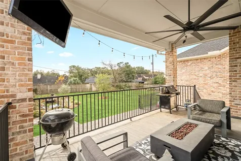 5319 Braesheather Drive Houston TX 77096