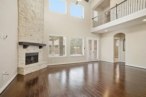 13735 Contour Court Richmond TX 77407