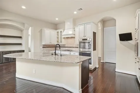 13735 Contour Court Richmond TX 77407