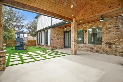 13735 Contour Court Richmond TX 77407