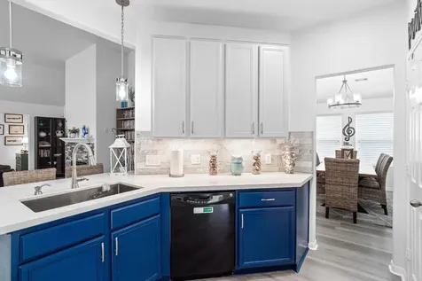 5003 Forest Hurst Glen Spring TX 77373