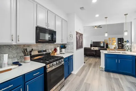 5003 Forest Hurst Glen Spring TX 77373