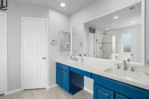 5003 Forest Hurst Glen Spring TX 77373