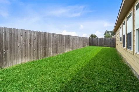 5003 Forest Hurst Glen Spring TX 77373
