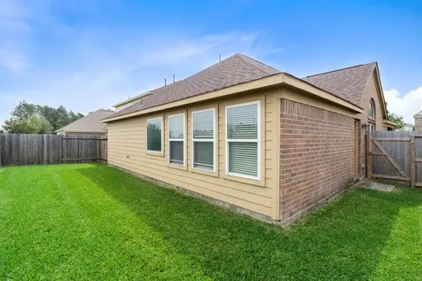 5003 Forest Hurst Glen Spring TX 77373