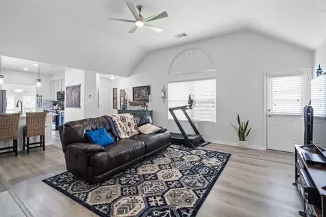 5003 Forest Hurst Glen Spring TX 77373
