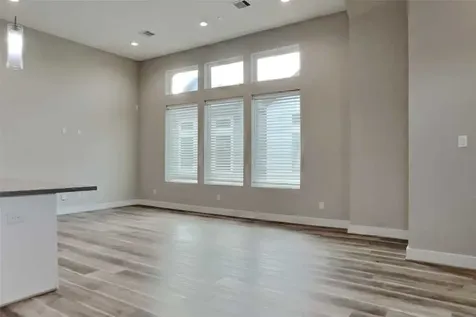 5902 Gardendale Drive F Houston TX 77092