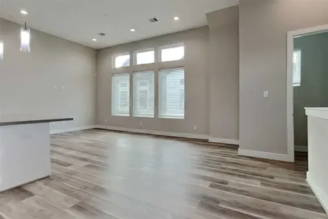 5902 Gardendale Drive F Houston TX 77092