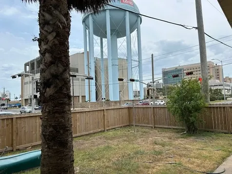 325 Mackeral Street Galveston TX 77550