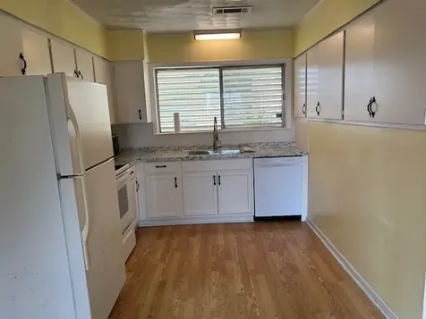 325 Mackeral Street Galveston TX 77550