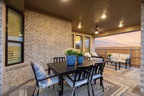 17931 Oakwood Stream Drive Webster TX 77598