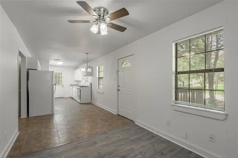 7A Hickory Lane Huntsville TX 77340