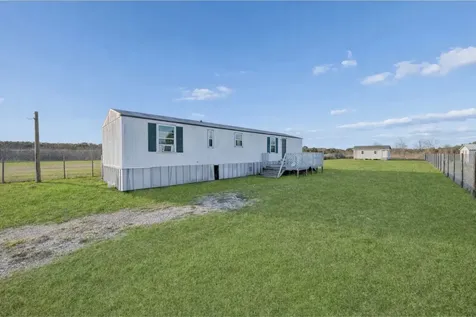 1643 County Road 3545 Cleveland TX 77327