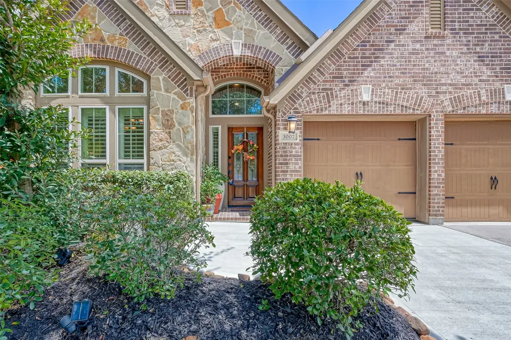 3007 Tamara Creek Lane Pearland TX 77584