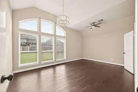 3007 Tamara Creek Lane Pearland TX 77584
