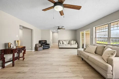 2109 Britton Street Baytown TX 77520