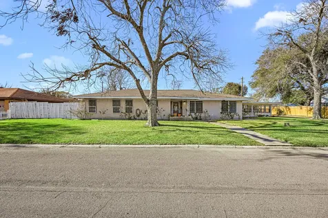 2109 Britton Street Baytown TX 77520