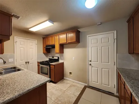 11111 Valley Kings Drive Houston TX 77089