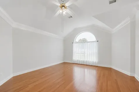 911 Lake Country Drive Seabrook TX 77586