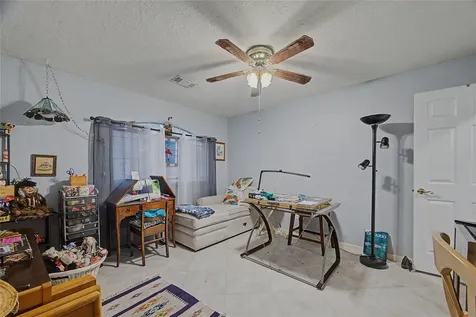 911 Lake Country Drive Seabrook TX 77586