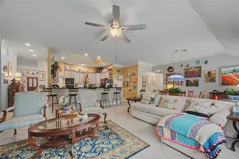 911 Lake Country Drive Seabrook TX 77586