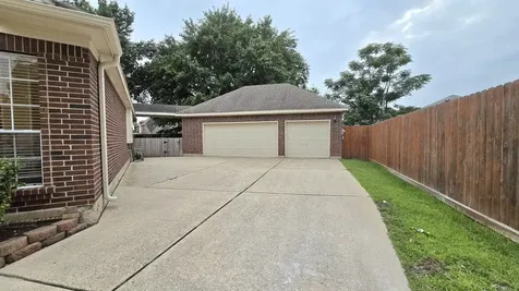 16107 Castlegrove Court Tomball TX 77377